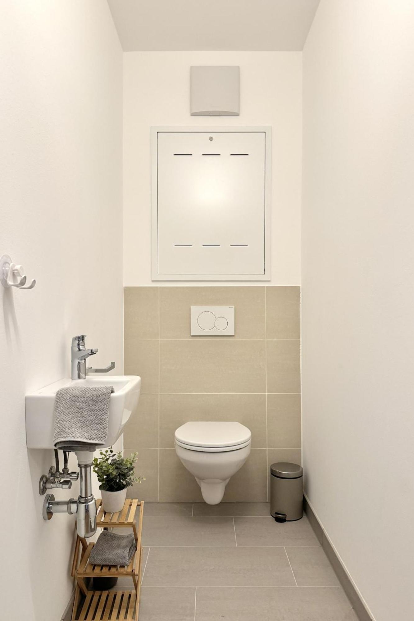 Modernes Studio Beim Domplatz Wiener Neustadt Extérieur photo